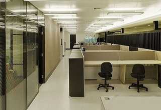 云南秋天的七彩云南古滇名城图片